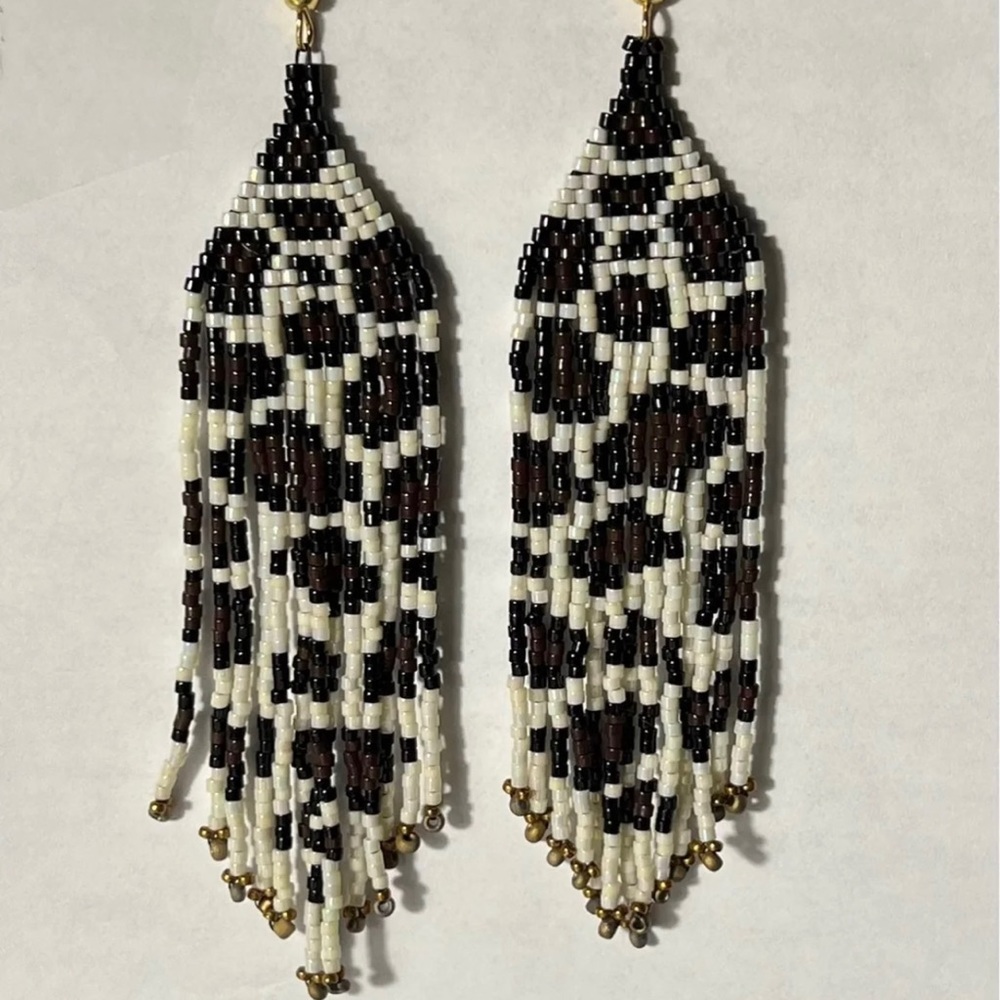 Beaded leopard print earrings